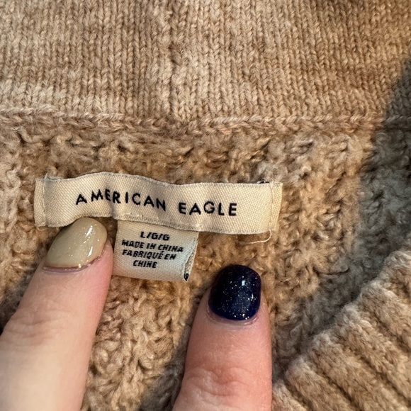 American Eagle Sweater - Picture 2 of 5